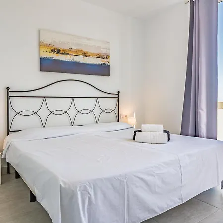 Nyaraló 2br Azahara Dream - Pool & Seaviews Arona